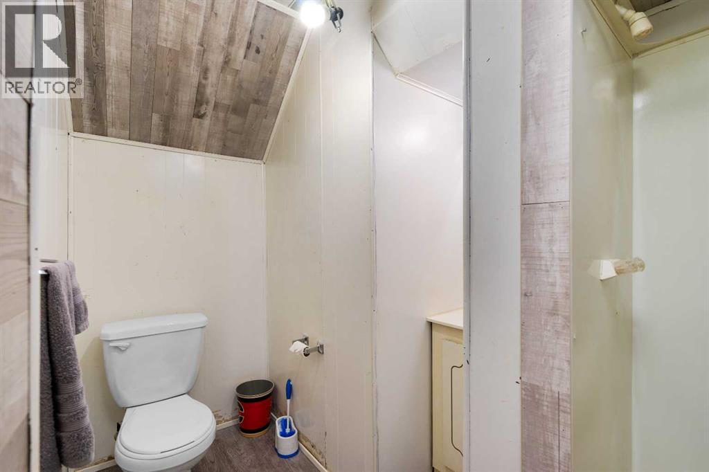 309 44 Street Se Property Photo 24