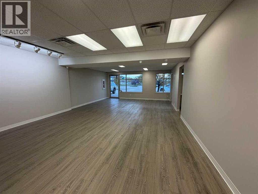 10071 120 Avenue Property Photo 6