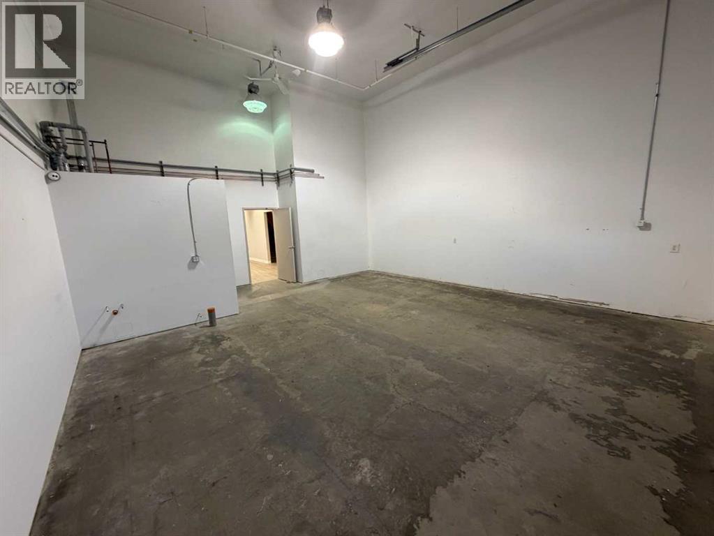 10071 120 Avenue Property Photo 13