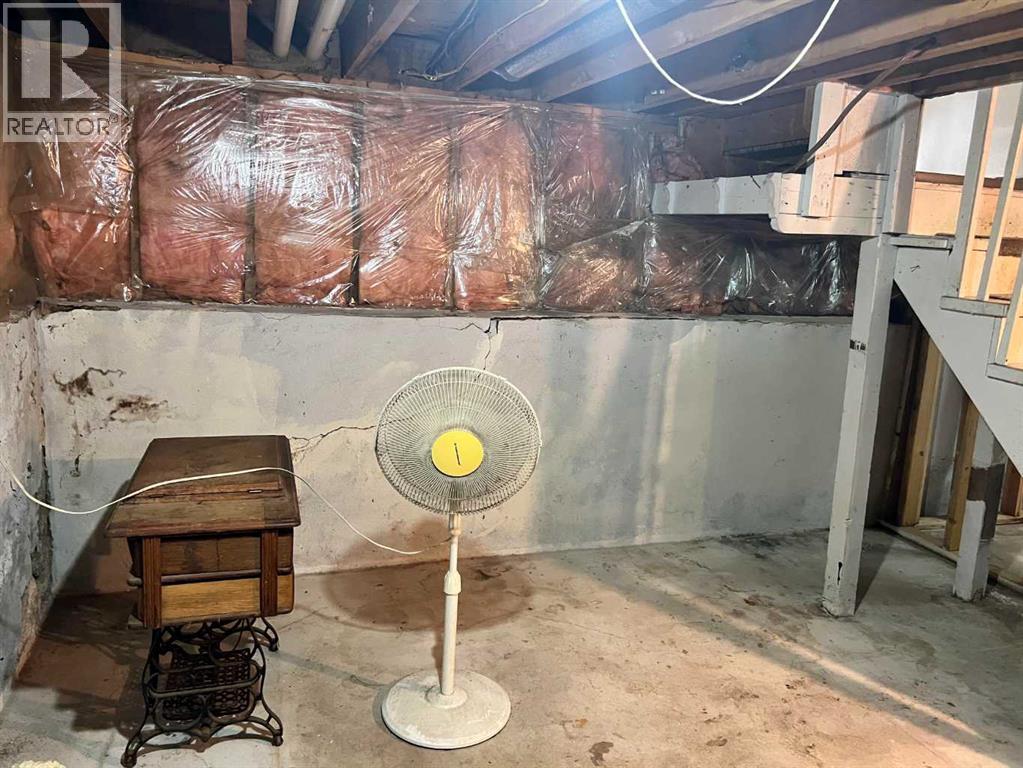 5215 54 Street Property Photo 14