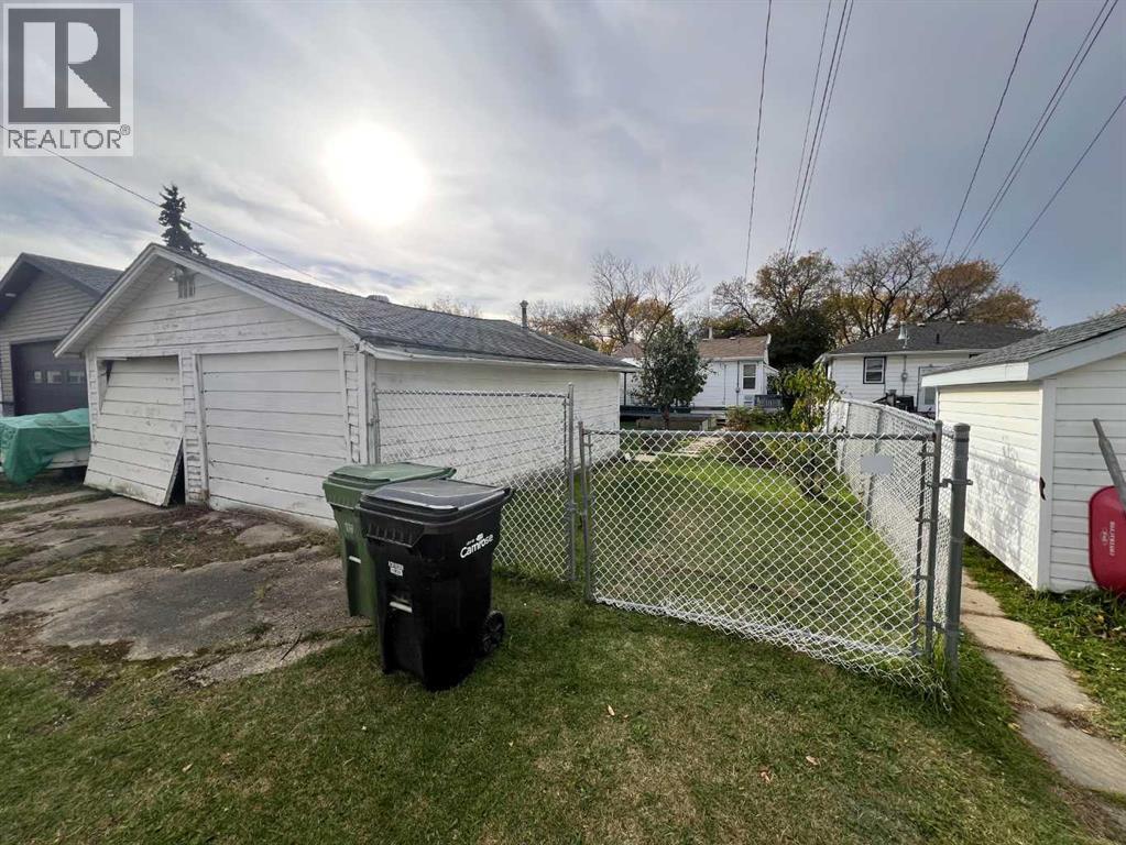 5215 54 Street Property Photo 19