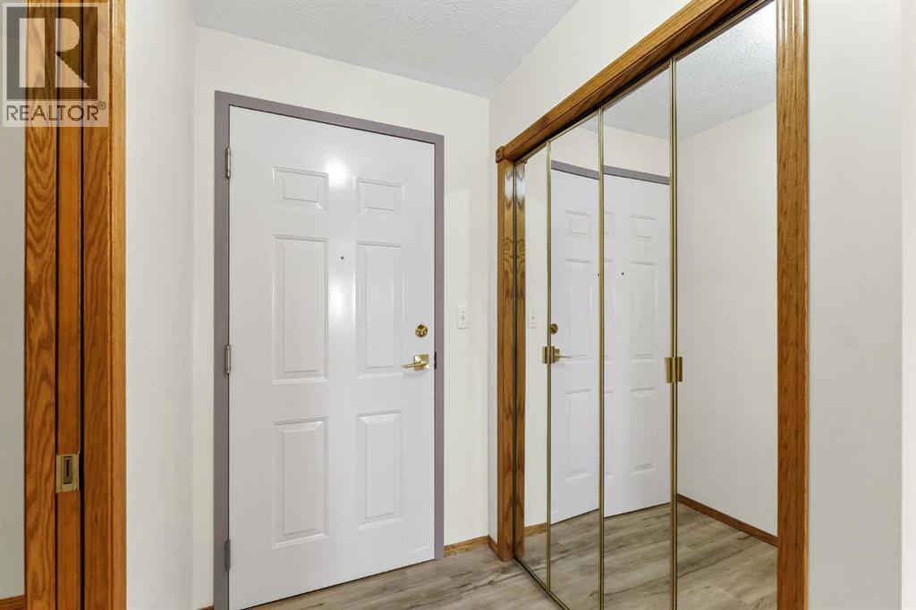 22 Park Meadows Drive Southeast Property Photo 8