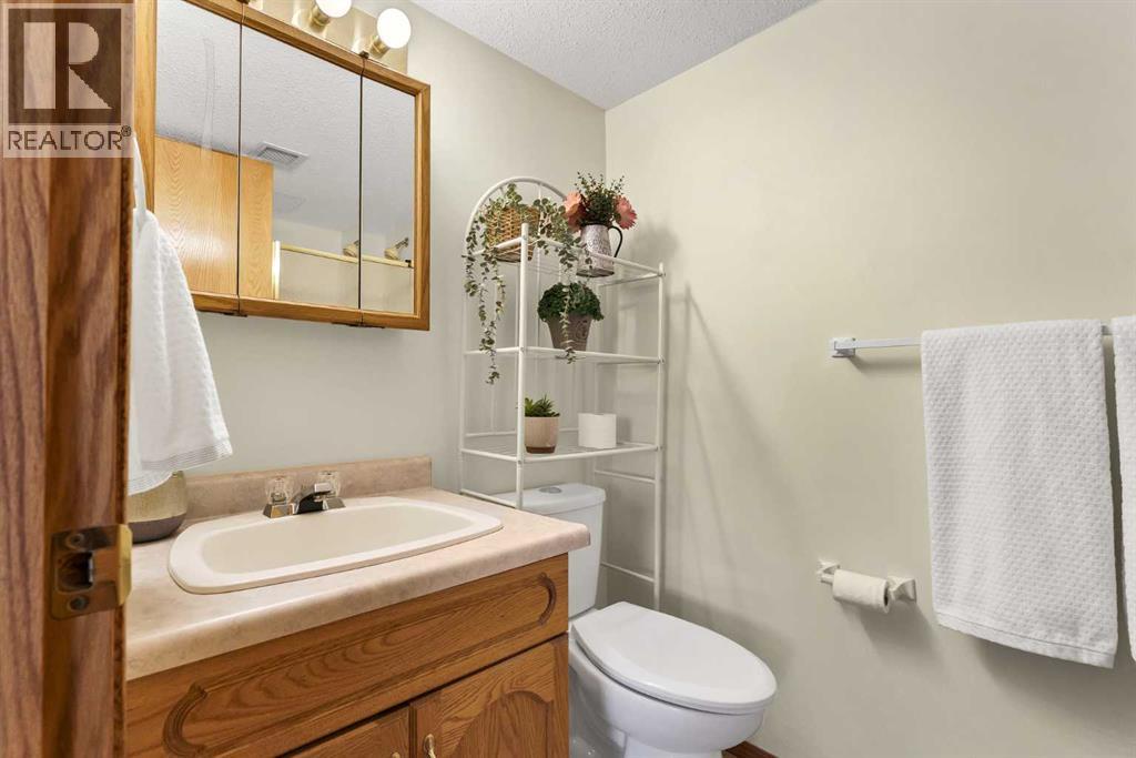 22 Park Meadows Drive Southeast Property Photo 27