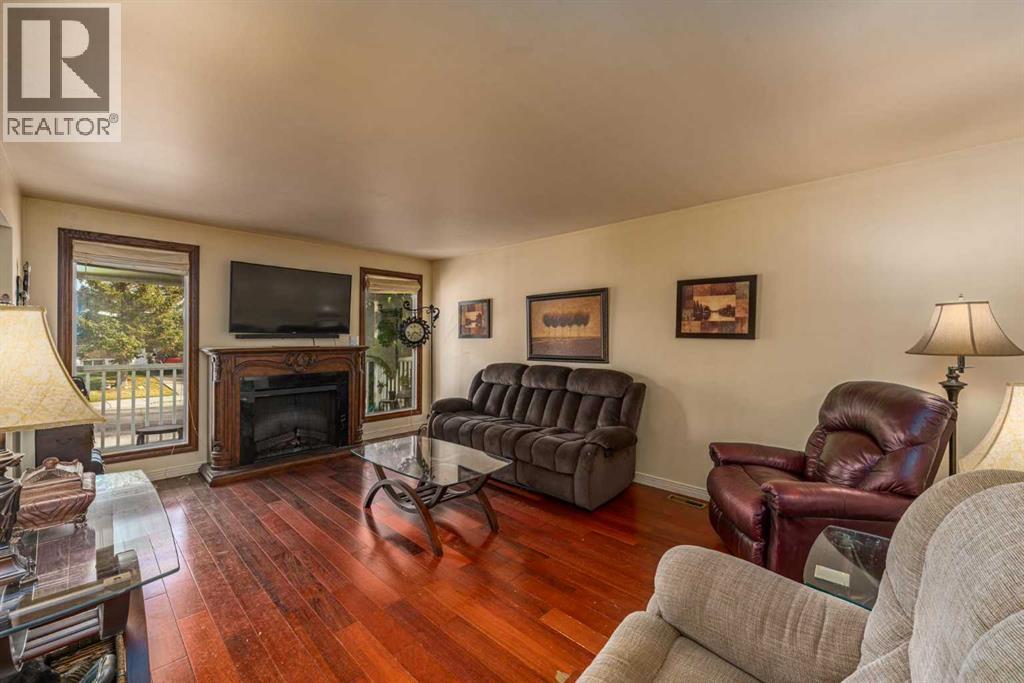 404 Attica Drive Se Property Photo 13