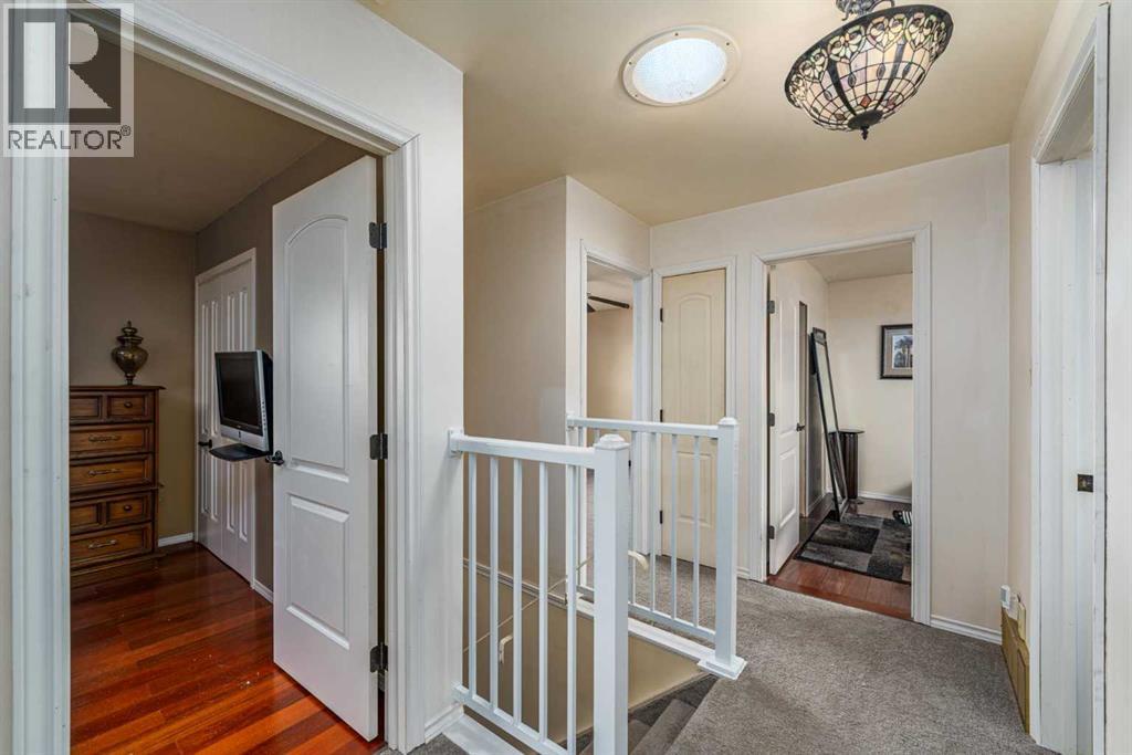 404 Attica Drive Se Property Photo 23