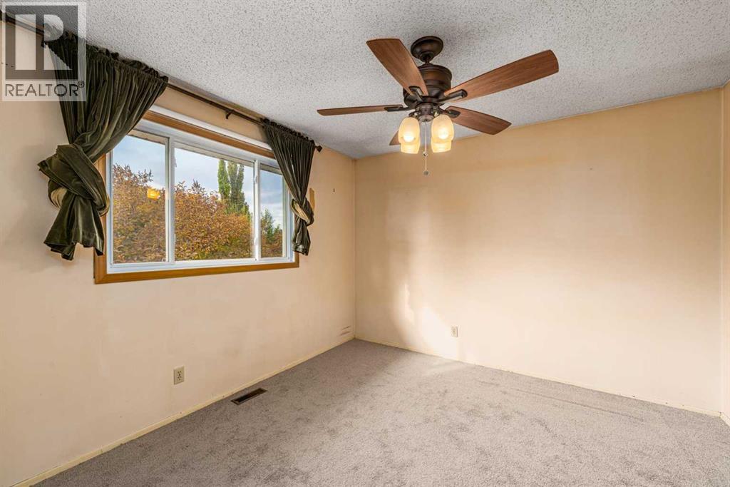 404 Attica Drive Se Property Photo 27