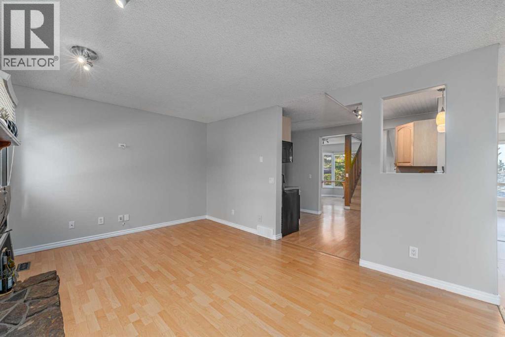 76 Hawkville Place Nw Property Photo 9