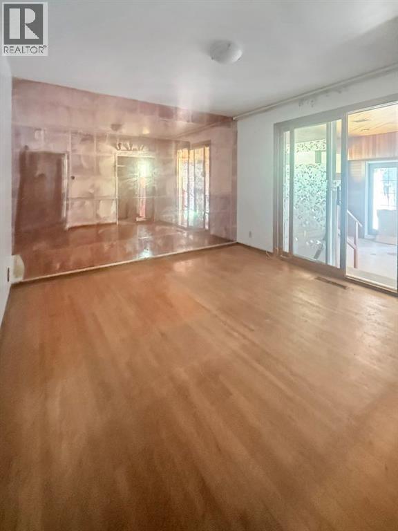 2411 5 Avenue N Property Photo 4