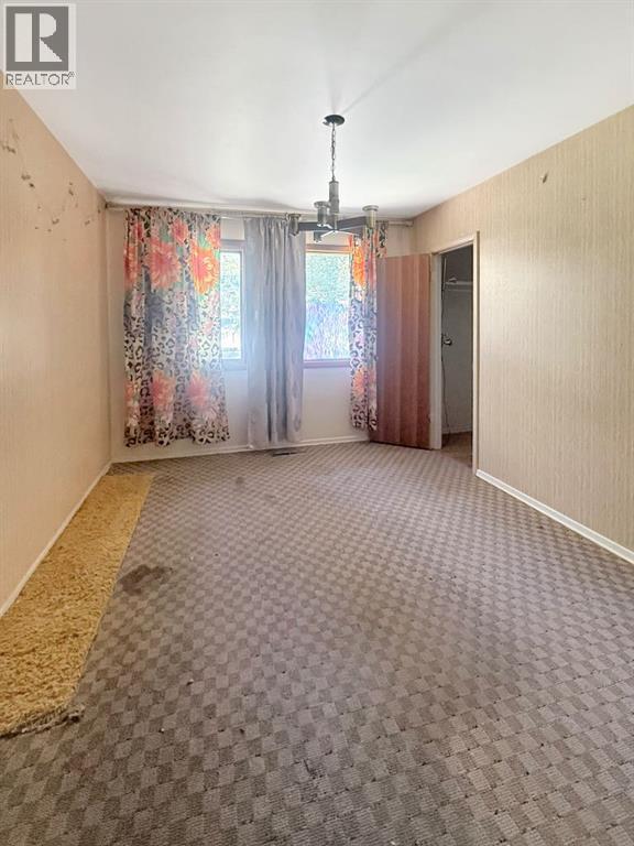 2411 5 Avenue N Property Photo 7