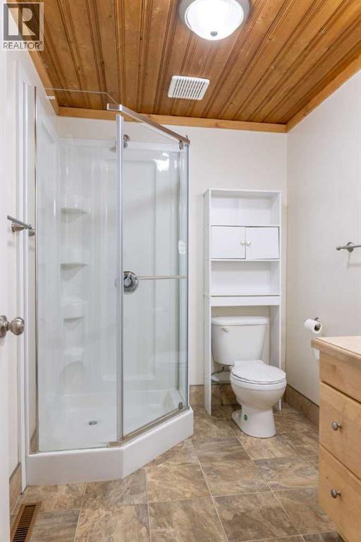 10714 92 Street Property Photo 21