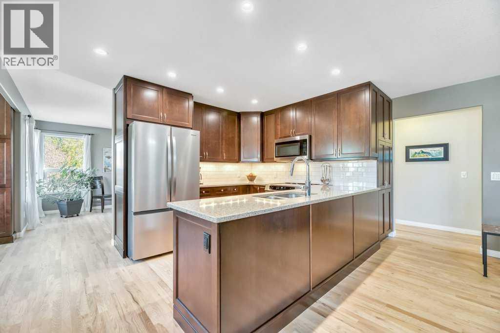 304 Cambridge Place Property Photo 8