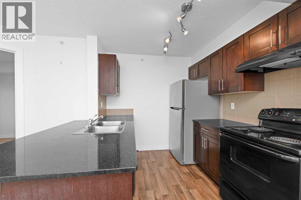 195 Kincora Glen Road Northwest Property Photo 6