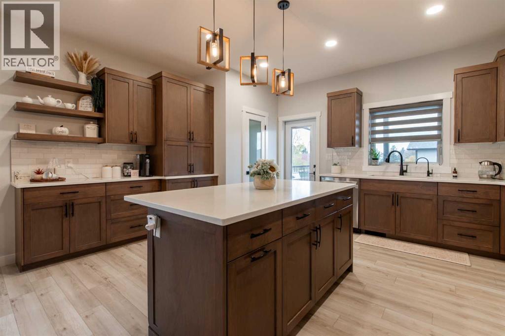 602 5 Avenue Property Photo 14