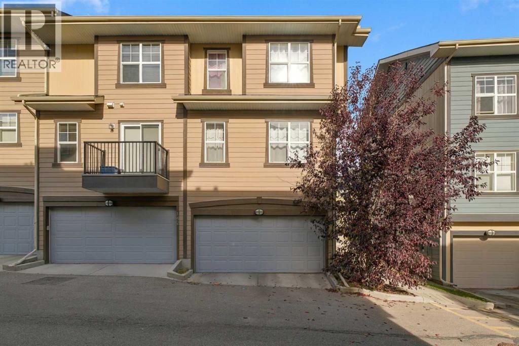 140 Evanscrest Gardens Nw Property Photo 21