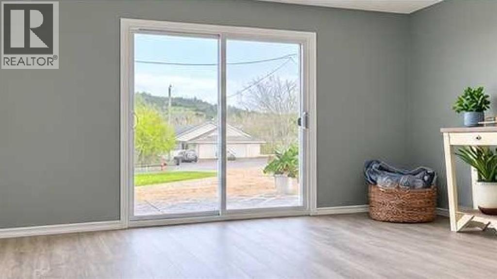 622 First Avenue Property Photo 6