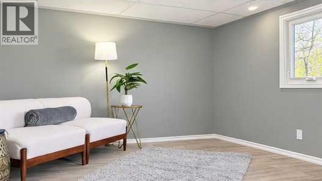 622 First Avenue Property Photo 8
