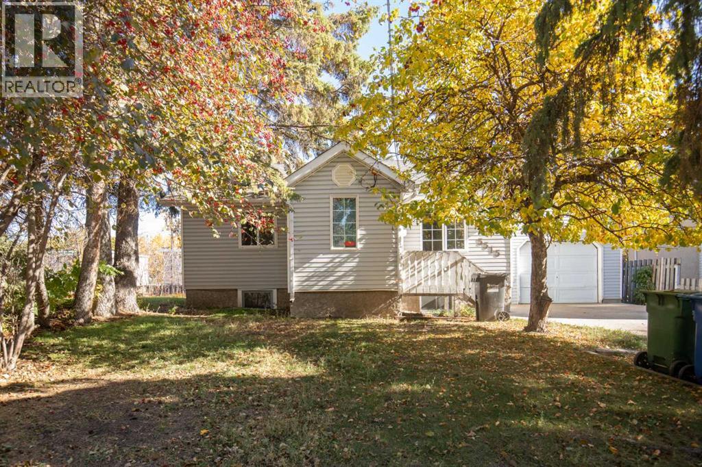 5515 45 Avenue Photo de la propriété 1