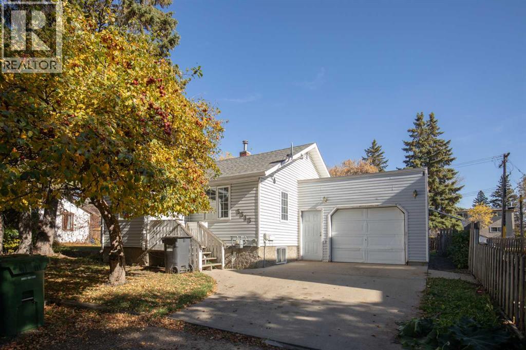 5515 45 Avenue Property Photo 2
