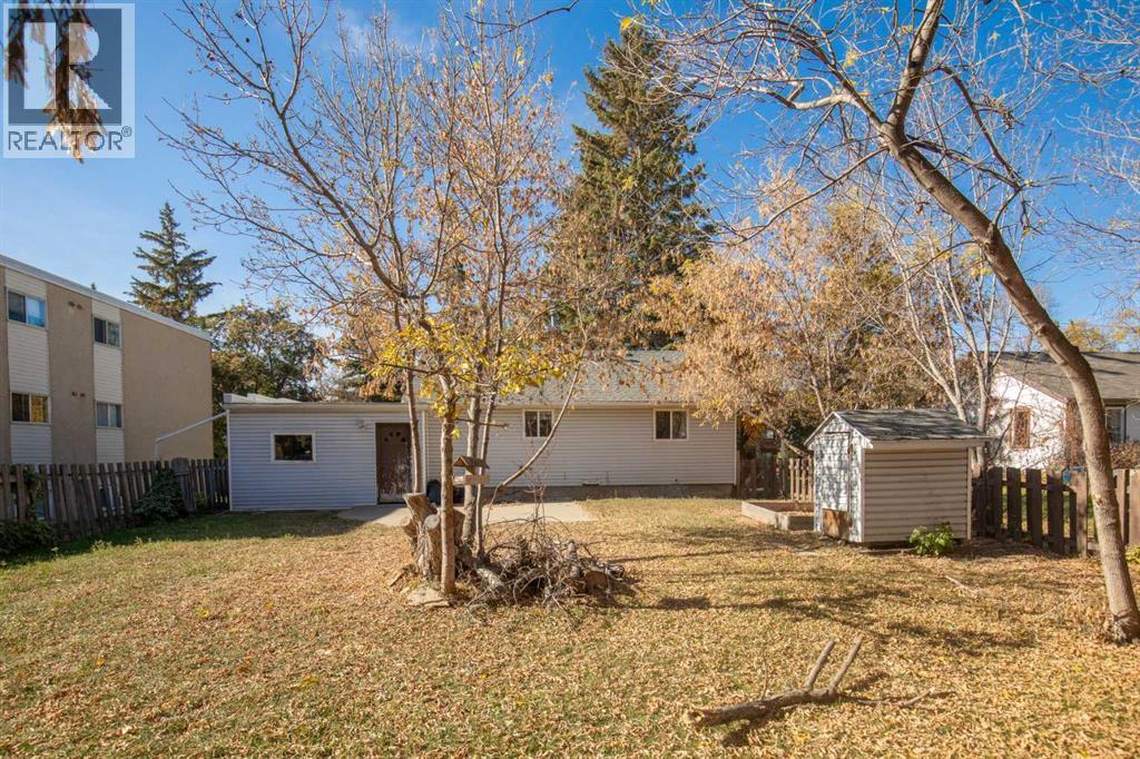 5515 45 Avenue Property Photo 4