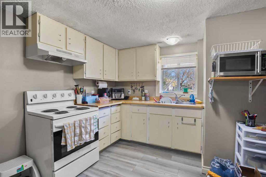 5515 45 Avenue Property Photo 10