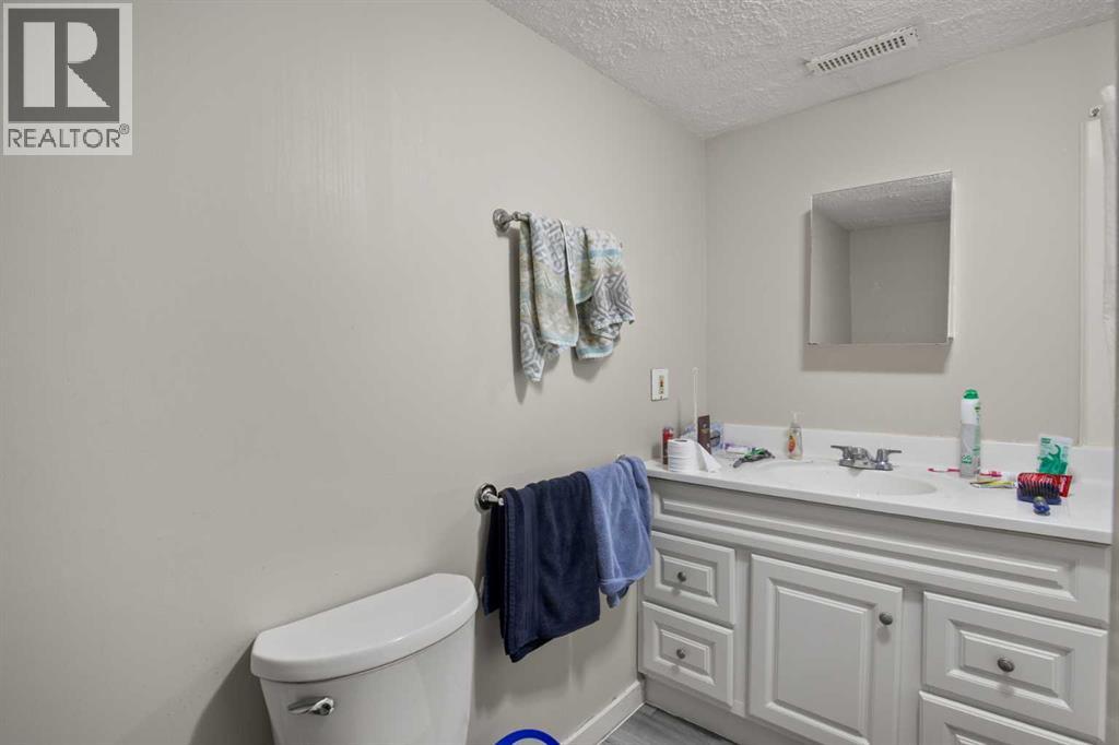 5515 45 Avenue Property Photo 20
