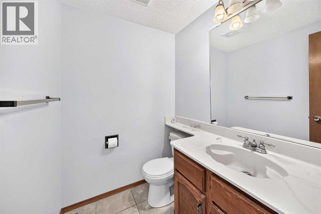 64 Edforth Crescent Nw Property Photo 25