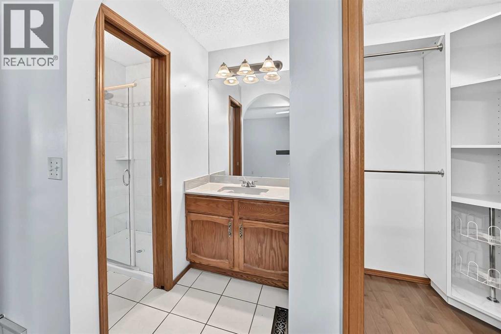 64 Edforth Crescent Nw Property Photo 30