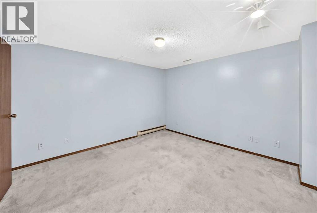 64 Edforth Crescent Nw Property Photo 41
