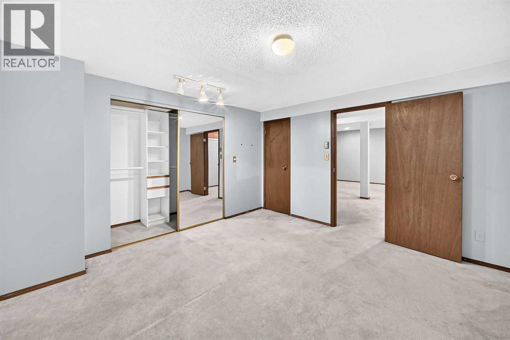 64 Edforth Crescent Nw Property Photo 43