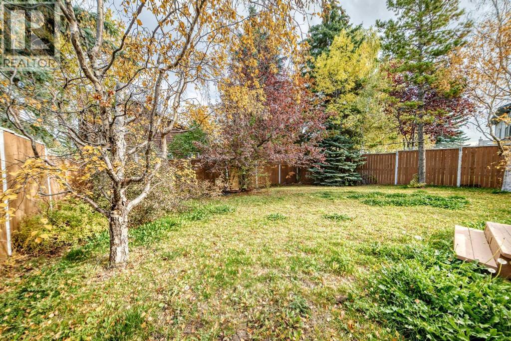64 Edforth Crescent Nw Property Photo 49