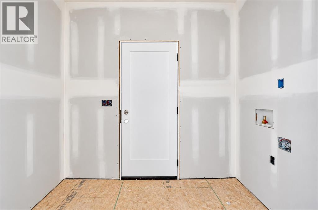 304 Flare Avenue Sw Property Photo 16