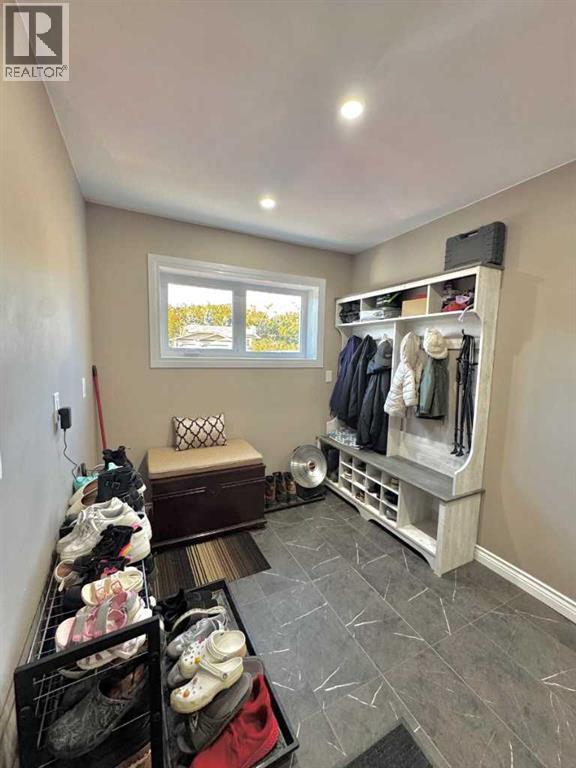 336 Mabbott Road Property Photo 37