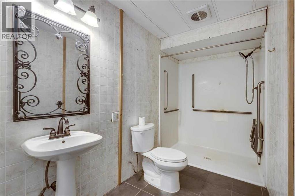 344019 22 Highway Property Photo 21