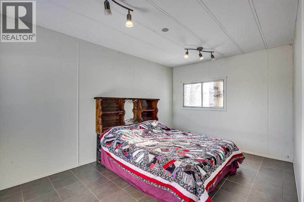 344019 22 Highway Property Photo 24