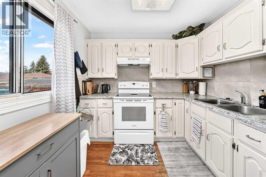 59 Summerwood Road Se Property Photo 15