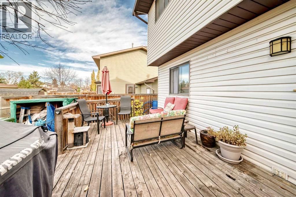 59 Summerwood Road Se Property Photo 37
