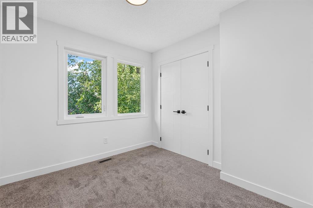 5340 17 Avenue Southwest Property Photo 23