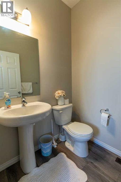 99 Hillcrest Close Sw Property Photo 19