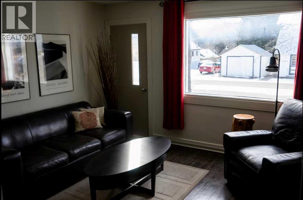 2922 223 Street Property Photo 7