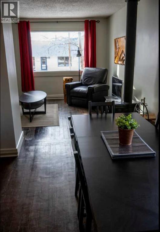 2922 223 Street Property Photo 11