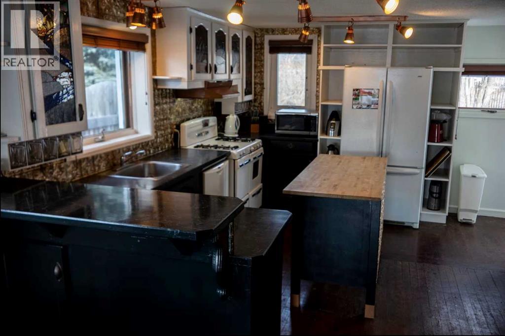 2922 223 Street Property Photo 16