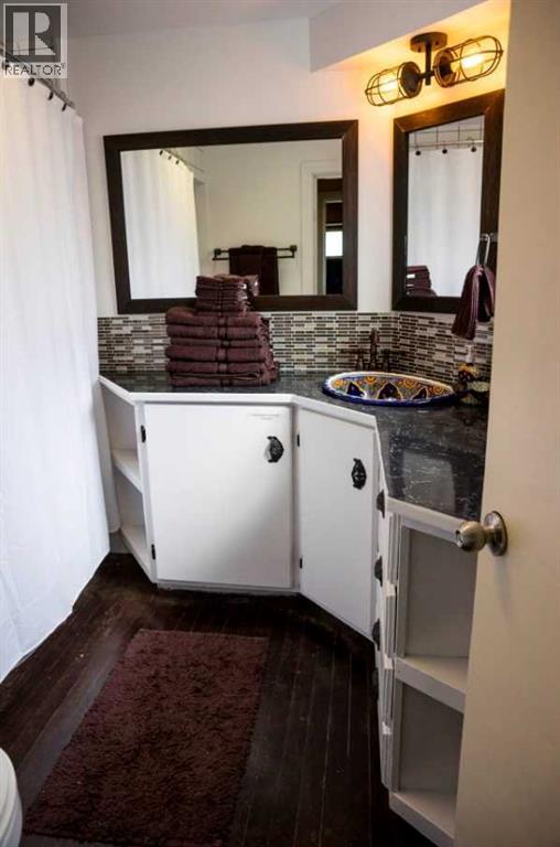 2922 223 Street Property Photo 23