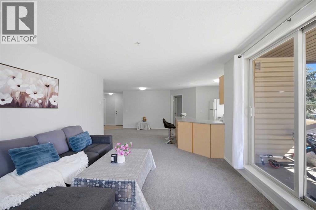 60 Panatella Street Northwest Property Photo 6
