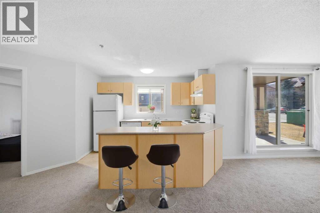 60 Panatella Street Northwest Property Photo 8