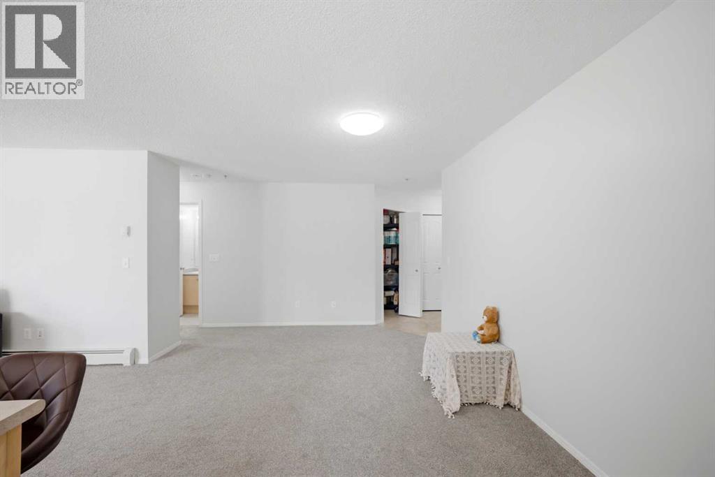 60 Panatella Street Northwest Property Photo 12