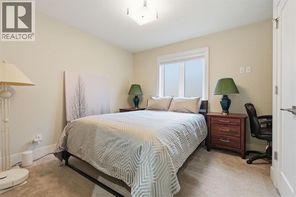 2418 24a Street Sw Property Photo 21