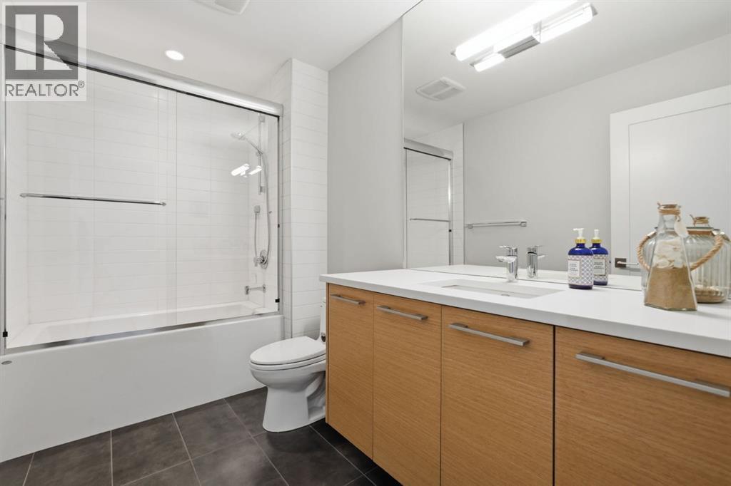 2418 24a Street Sw Property Photo 24