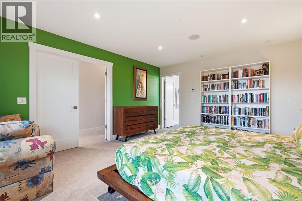 2418 24a Street Sw Property Photo 32
