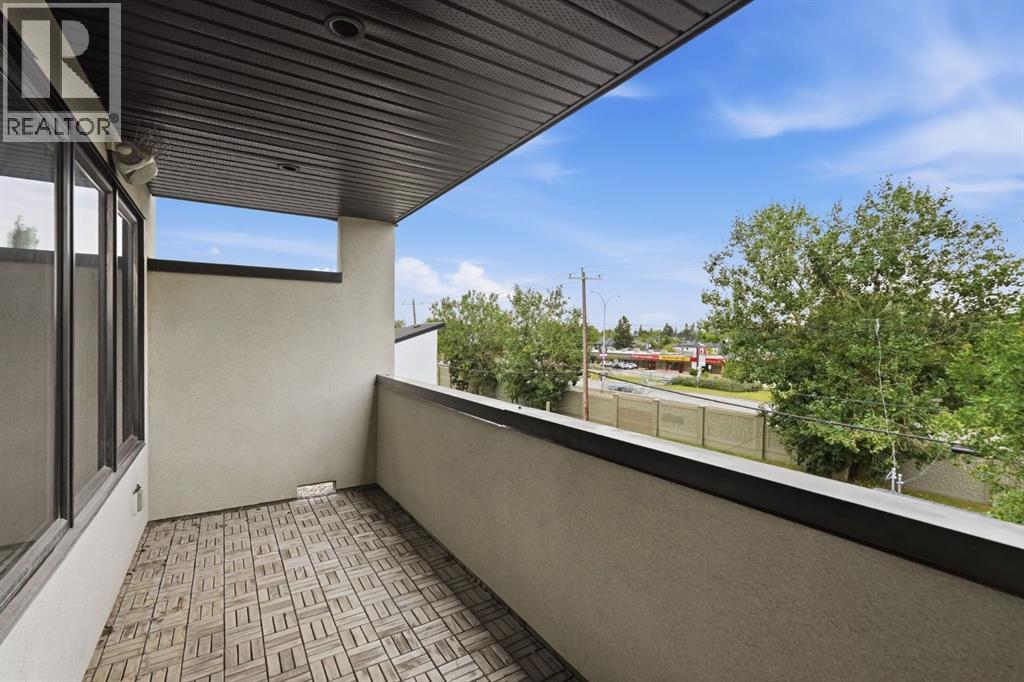 2418 24a Street Sw Property Photo 36