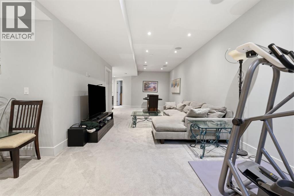 2418 24a Street Sw Property Photo 41